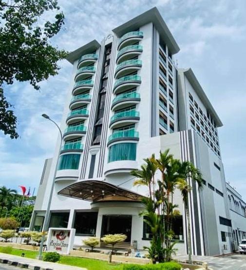 Langkawi Seaview Hotel Kuah Exterior photo